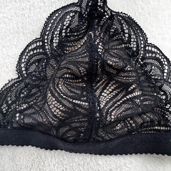 Aritzia Talula Lace Bralette - Black - Picture 3 of 4